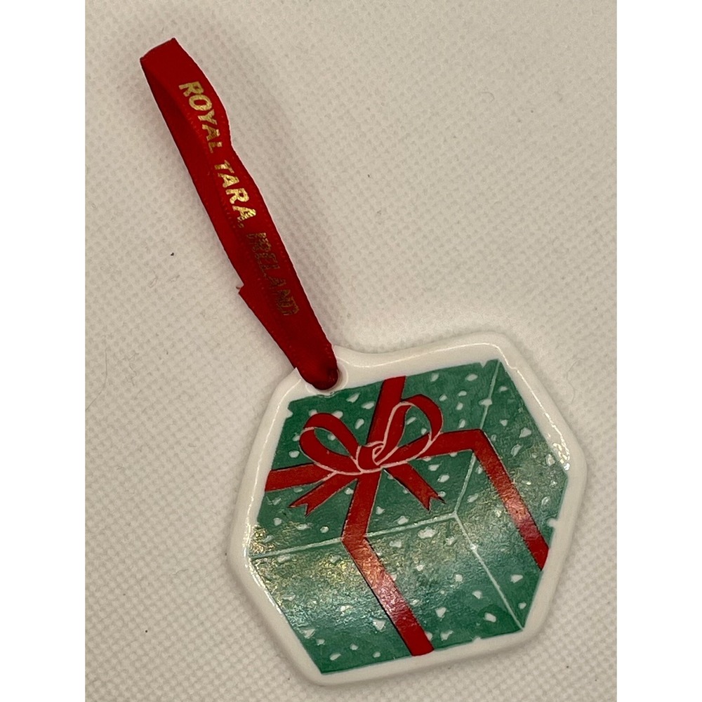 Vintage Royal Tara Christmas Ornament Irish Fine Bone China Ireland Gift Box Bow